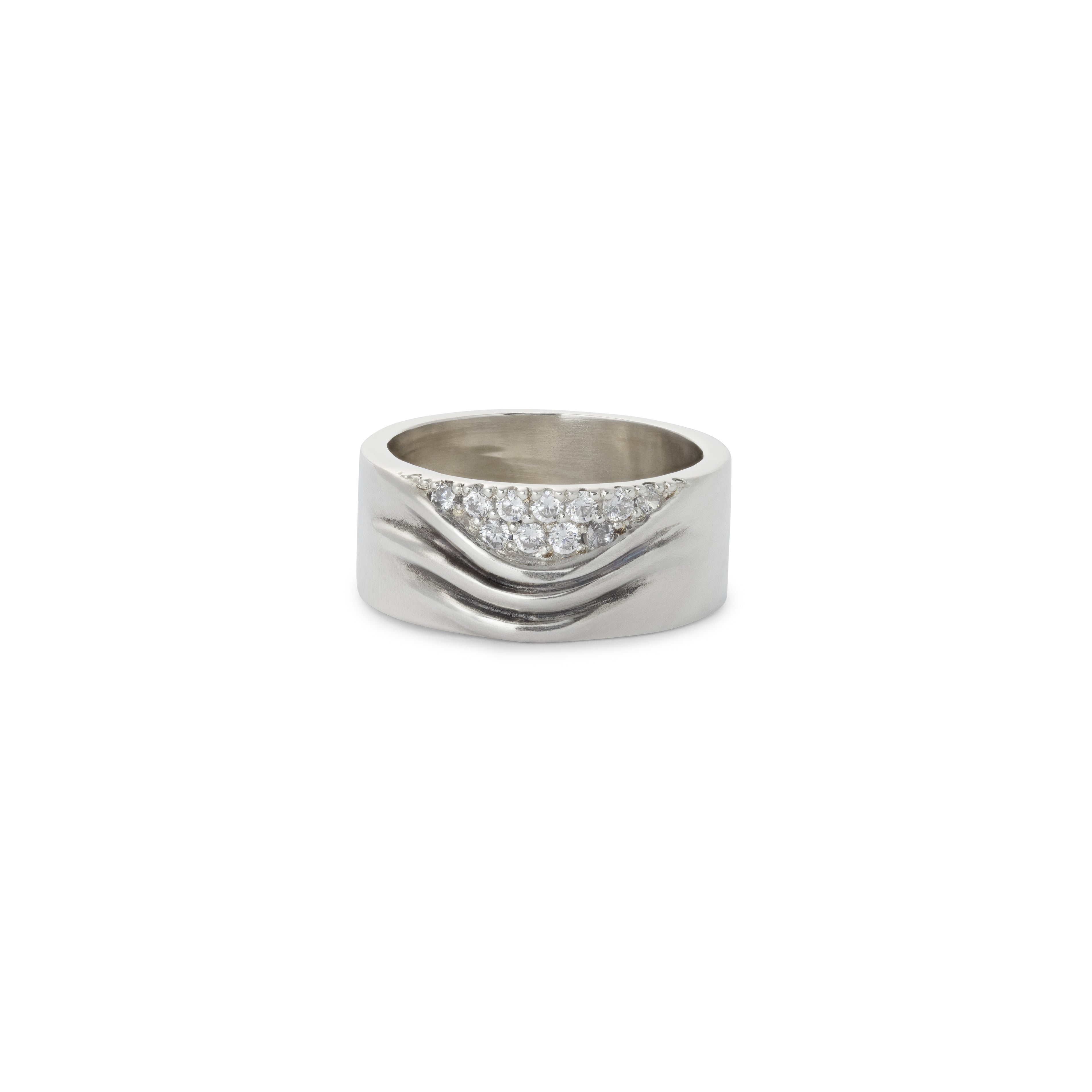 VEILED PAVÉ RING