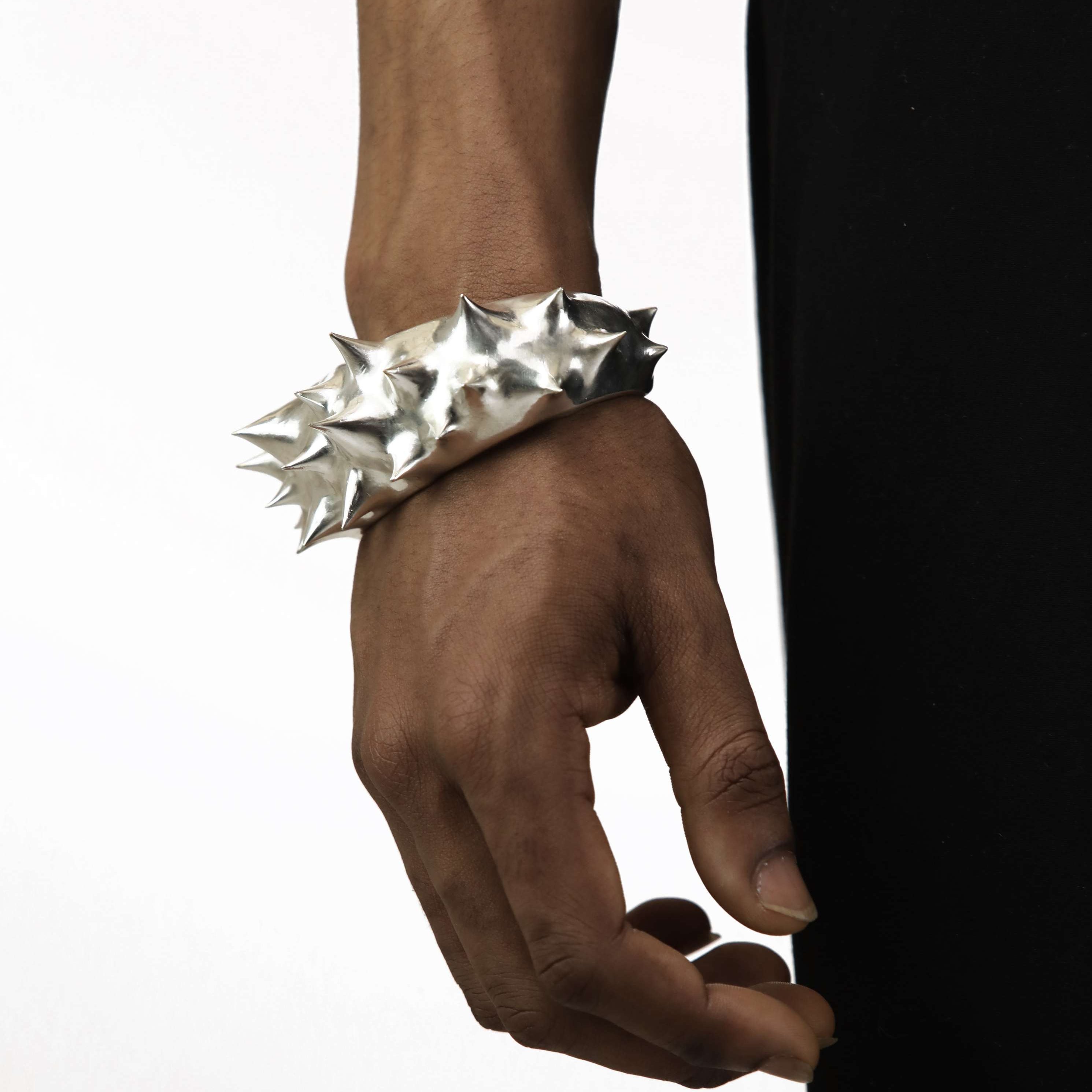 PUNCTURE CUFF