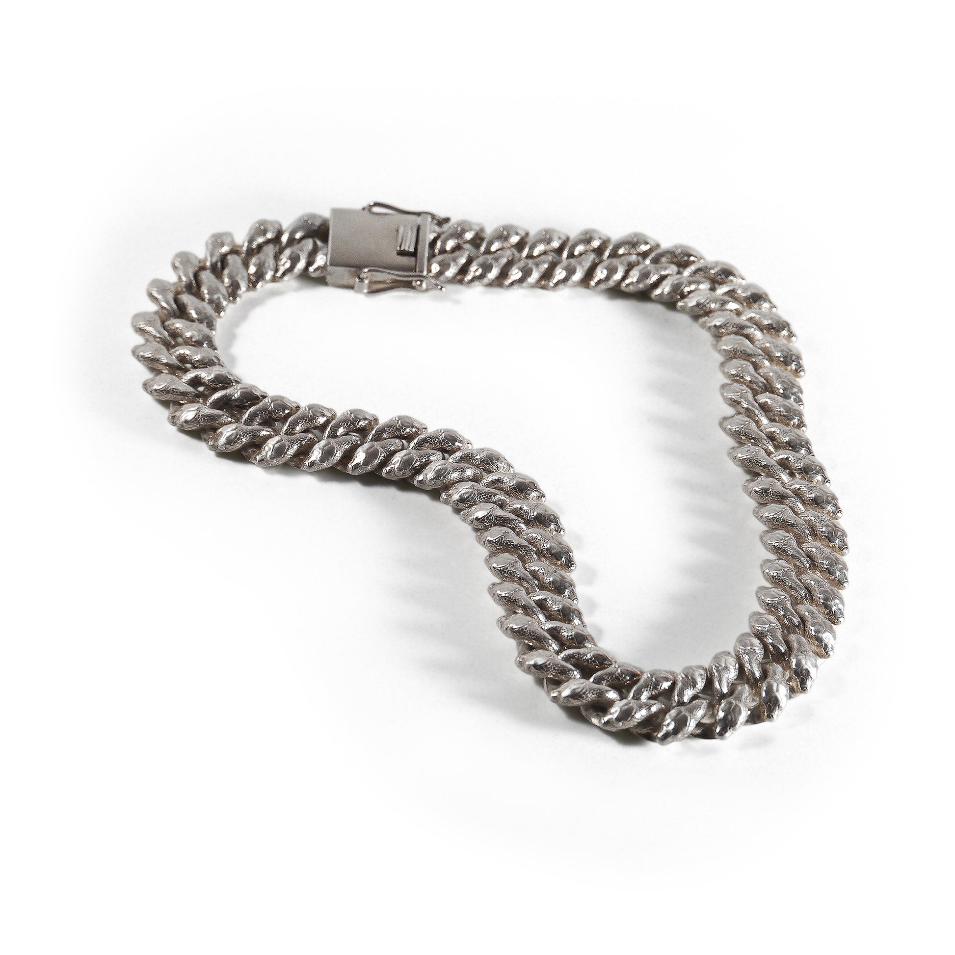 SNAKE CHAIN NECKLACE