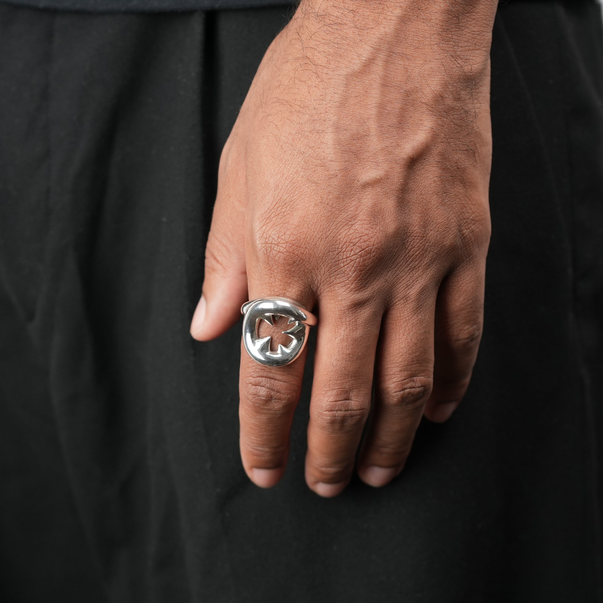 VINE RING