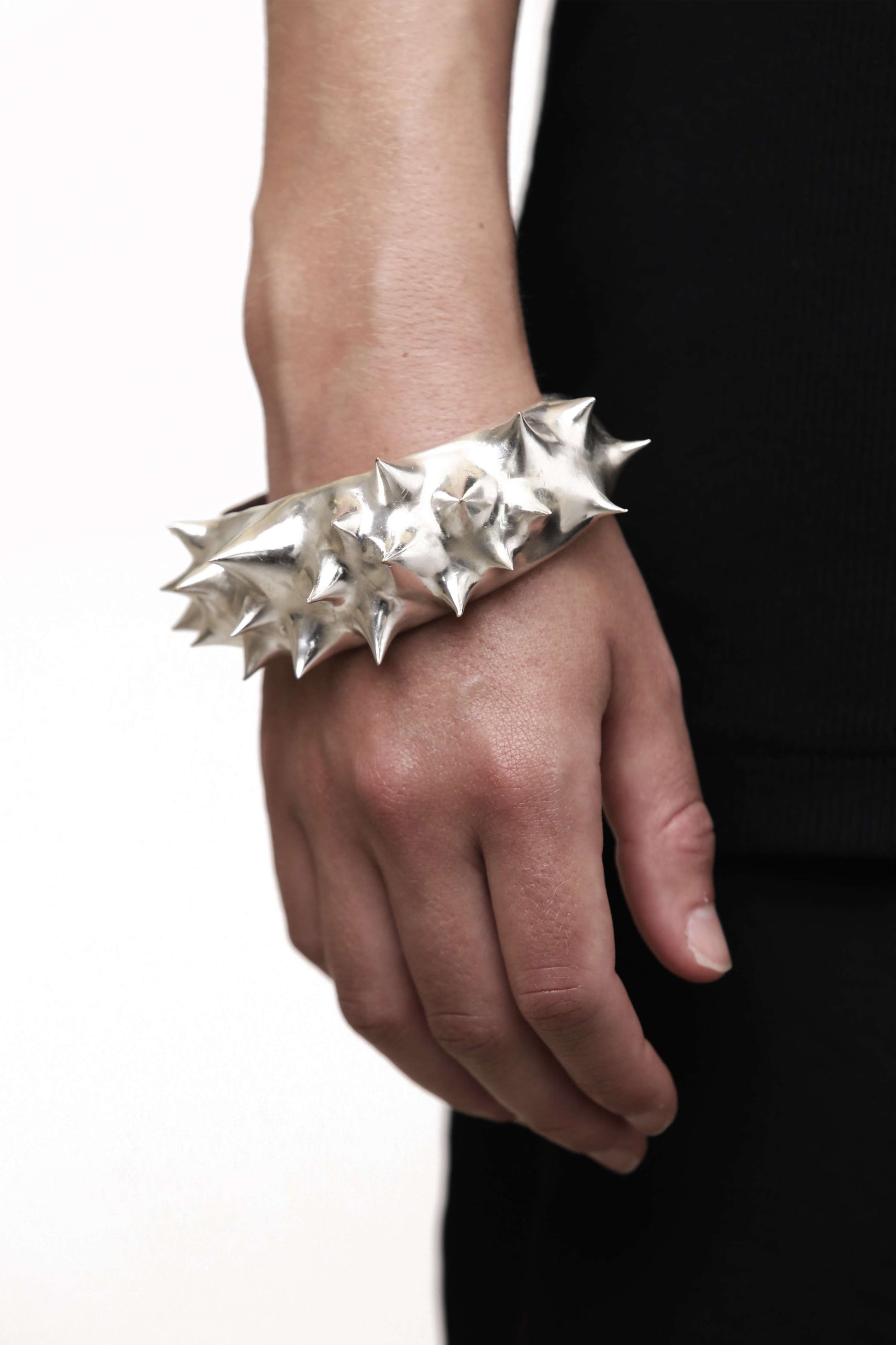 PUNCTURE CUFF