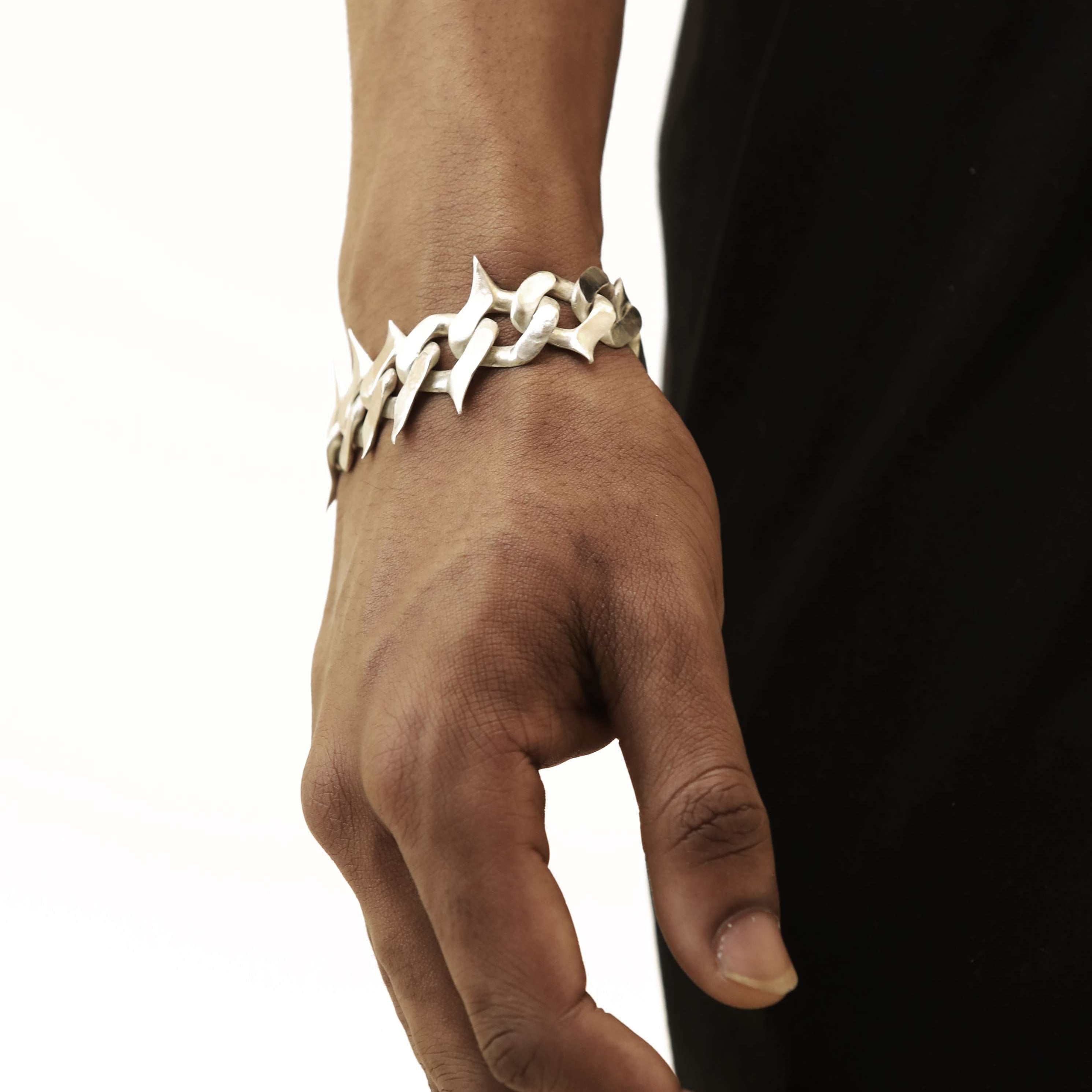 SCATTER CHAIN BRACELET