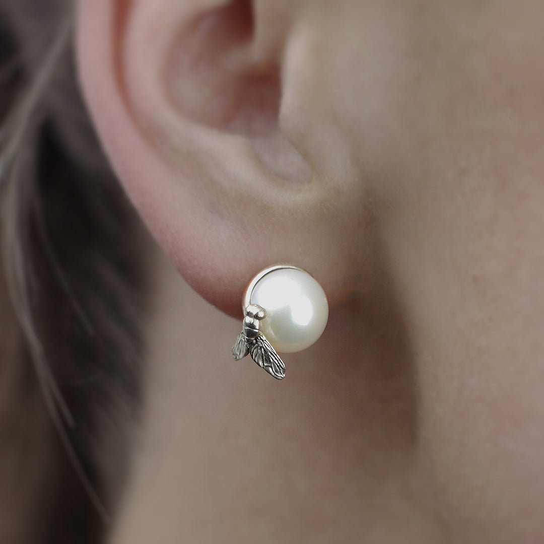 ROTTEN PEARL EARRING