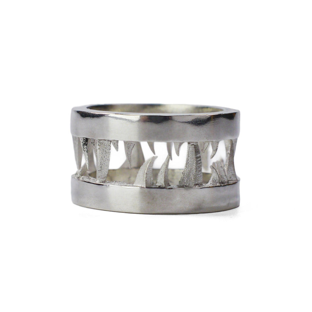 Thorn Band Ring